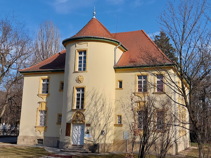 university-of-debrecen-intakes