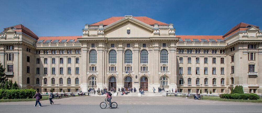 university-of-debrecen-tuition-fees